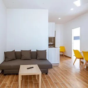 House - In Apartahotel